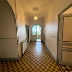 Les Grillons Presqu'ile De Giens Vue 耶尔